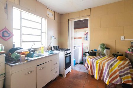Casa à venda com 70m², 2 quartos e 1 vaga Casa à venda com 70m², 2 quartos e 1 vagaCozinha e Área de Serviço