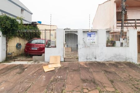Fachada de casa à venda com 2 quartos, 70m² em Santa Tereza, Porto Alegre