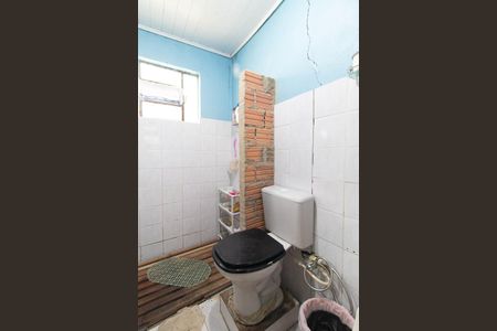 Casa à venda com 70m², 2 quartos e 1 vaga Casa à venda com 70m², 2 quartos e 1 vagaBanheiro