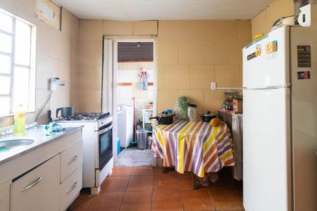 Cozinha e Área de Serviço de casa à venda com 2 quartos, 70m² em Santa Tereza, Porto Alegre