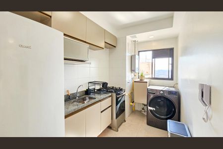 Apartamento à venda com 54m², 2 quartos e 1 vaga Apartamento à venda com 54m², 2 quartos e 1 vagaCozinha e Área de Serviço