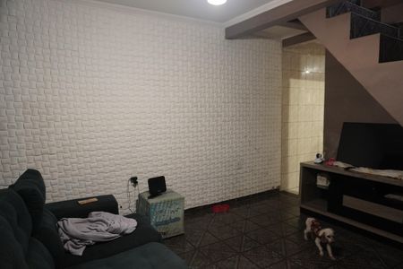 Casa para alugar com 3 quartos, 125m² em Jardim Fanganiello, São Paulo