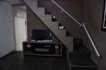 Casa para alugar com 3 quartos, 125m² em Jardim Fanganiello, São Paulo