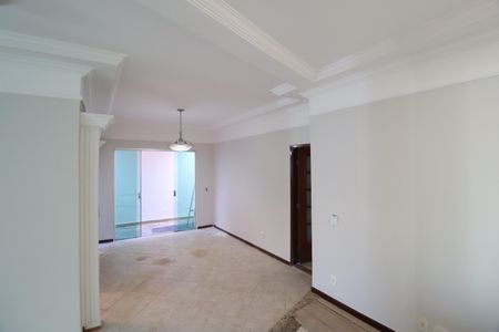 Casa para alugar com 200m², 4 quartos e 2 vagasSala 