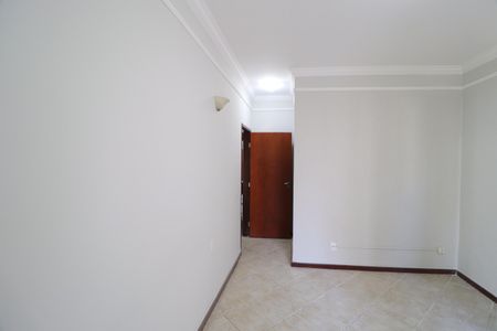 Casa para alugar com 200m², 4 quartos e 2 vagasQuarto 3 - Suíte