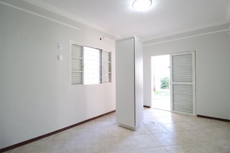 Casa para alugar com 200m², 4 quartos e 2 vagasQuarto 3 - Suíte