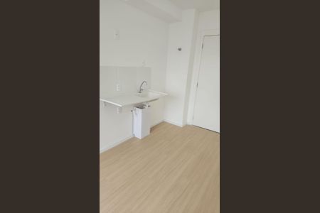 Cozinha de apartamento para alugar com 1 quarto, 24m² em Vila Dom Pedro I, São Paulo