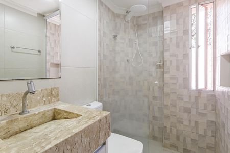 Banheiro de apartamento para alugar com 1 quarto, 58m² em Indianópolis, São Paulo