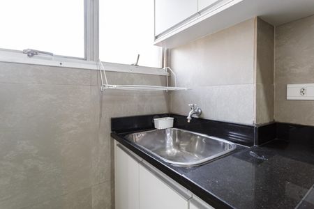 Área de Serviço de apartamento para alugar com 1 quarto, 58m² em Indianópolis, São Paulo