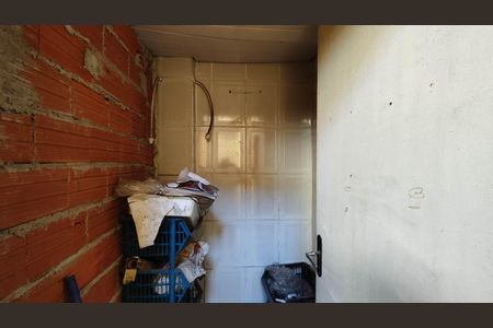 Banheiro externo de casa à venda com 4 quartos, 252m² em Jardim Etelvina, São Paulo