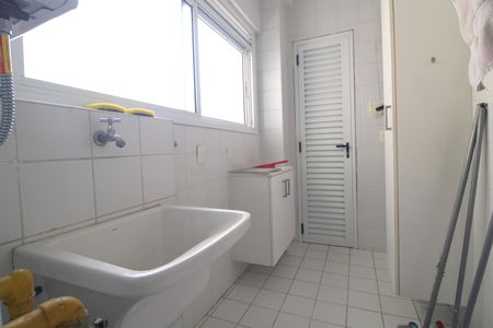 Apartamento à venda com 143m², 3 quartos e 3 vagasLavanderia