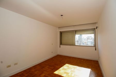Apartamento à venda com 180m², 3 quartos e 2 vagas Apartamento à venda com 180m², 3 quartos e 2 vagasSuíte
