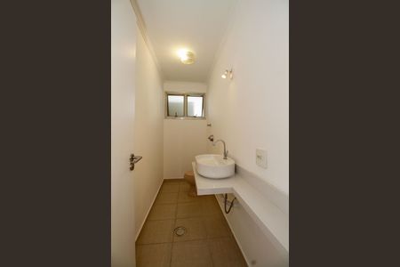 Apartamento à venda com 180m², 3 quartos e 2 vagas Apartamento à venda com 180m², 3 quartos e 2 vagasLavabo
