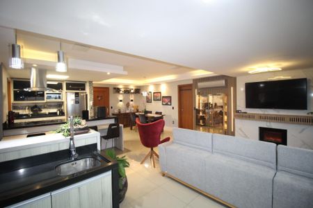 Apartamento à venda com 112m², 3 quartos e 2 vagasSala