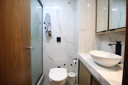 Apartamento à venda com 112m², 3 quartos e 2 vagasBanheiro
