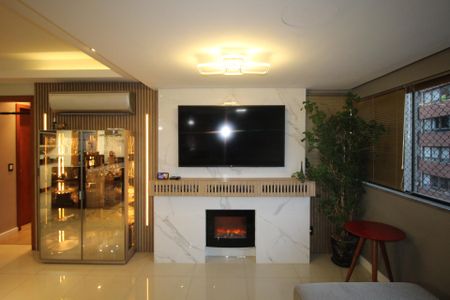 Apartamento à venda com 112m², 3 quartos e 2 vagasSala