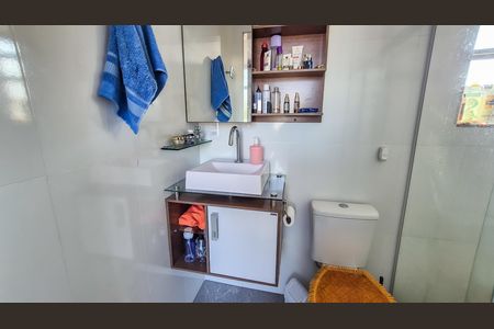 Casa à venda com 179m², 2 quartos e sem vaga Casa à venda com 179m², 2 quartos e sem vagaBanheiro - Quarto 2 - 2° andar