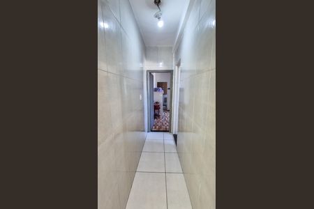 Casa à venda com 179m², 2 quartos e sem vaga Casa à venda com 179m², 2 quartos e sem vagaCorredor 1° andar