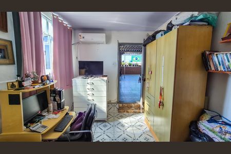 Casa à venda com 179m², 2 quartos e sem vaga Casa à venda com 179m², 2 quartos e sem vagaQuarto 1 - 2° andar