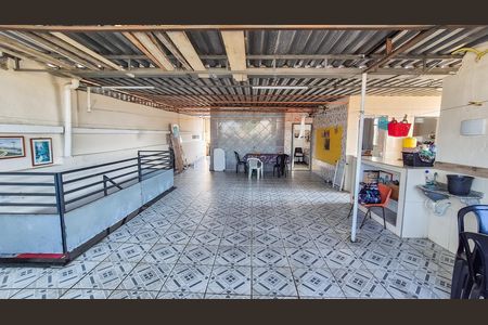 Casa à venda com 179m², 2 quartos e sem vaga Casa à venda com 179m², 2 quartos e sem vagaTerraço 2° andar