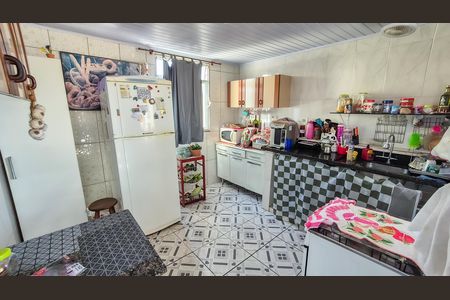Casa à venda com 179m², 2 quartos e sem vaga Casa à venda com 179m², 2 quartos e sem vagaCozinha 2° andar