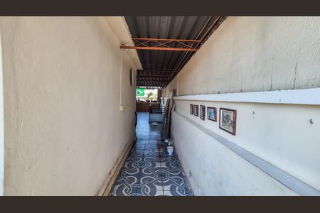 Casa à venda com 179m², 2 quartos e sem vaga Casa à venda com 179m², 2 quartos e sem vagaCorredor terraço 2° andar