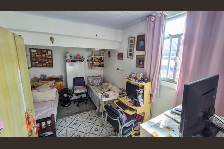 Casa à venda com 179m², 2 quartos e sem vaga Casa à venda com 179m², 2 quartos e sem vagaQuarto 1 - 2° andar