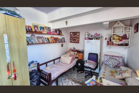 Casa à venda com 179m², 2 quartos e sem vaga Casa à venda com 179m², 2 quartos e sem vagaQuarto 1 - 2° andar