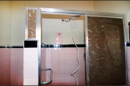 Casa à venda com 55m², 2 quartos e sem vagaBanheiro