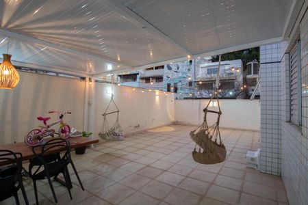 Apartamento para alugar com 137m², 3 quartos e 3 vagas Apartamento para alugar com 137m², 3 quartos e 3 vagasÁrea Privativa