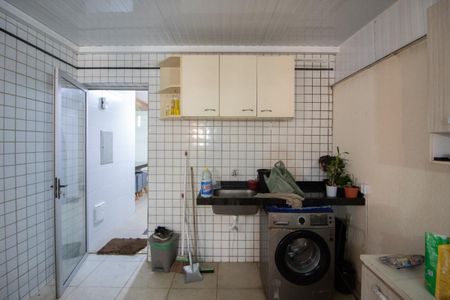 Apartamento para alugar com 137m², 3 quartos e 3 vagas Apartamento para alugar com 137m², 3 quartos e 3 vagasÁrea de Serviço