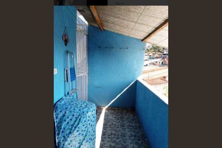Foto 06 de casa à venda com 4 quartos, 184m² em Condomínio Maracanã, Santo André