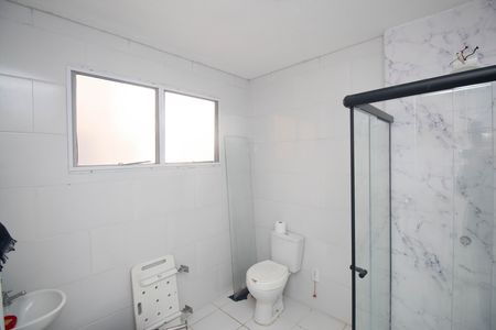 Banheiro de apartamento à venda com 1 quarto, 39m² em Vila Santos, São Paulo