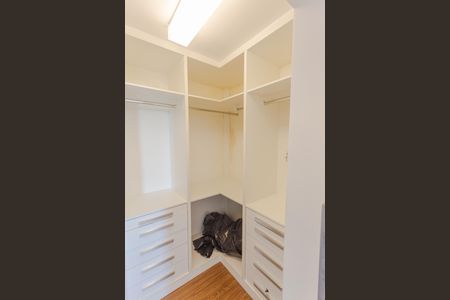 Apartamento à venda com 350m², 4 quartos e 6 vagasCloset da Suíte 
