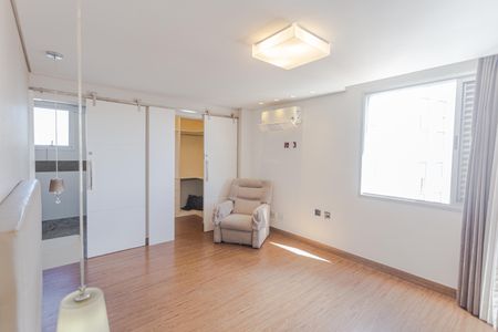 Apartamento à venda com 350m², 4 quartos e 6 vagasSuíte 