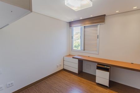 Apartamento à venda com 350m², 4 quartos e 6 vagasQuarto 4