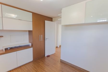 Apartamento à venda com 350m², 4 quartos e 6 vagasQuarto 4
