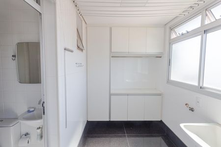 Apartamento à venda com 350m², 4 quartos e 6 vagasÁrea de Serviço