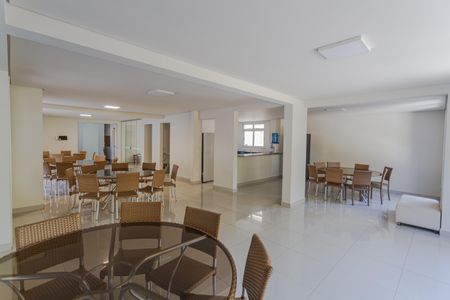 Apartamento à venda com 350m², 4 quartos e 6 vagasÁrea comum - Salão de festas