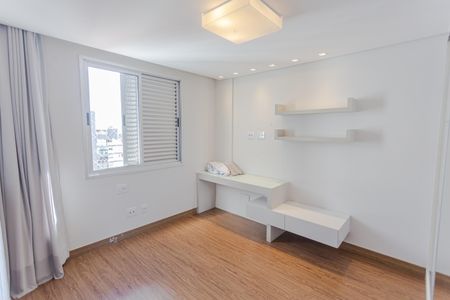Apartamento à venda com 350m², 4 quartos e 6 vagasSemi-Suíte 1