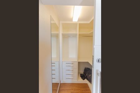 Apartamento à venda com 350m², 4 quartos e 6 vagasCloset da Suíte 
