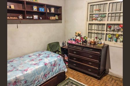 Casa à venda com 153m², 2 quartos e 3 vagas