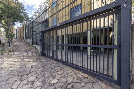 Fachada de apartamento à venda com 4 quartos, 200m² em Heliópolis, Belo Horizonte