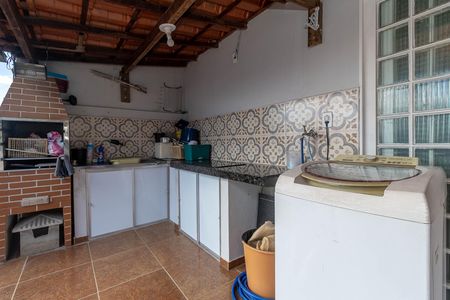 Área de Serviço e Churrasqueira de apartamento à venda com 4 quartos, 200m² em Heliópolis, Belo Horizonte
