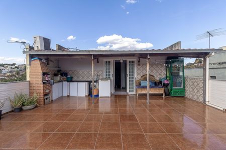 Cobertura de apartamento à venda com 4 quartos, 200m² em Heliópolis, Belo Horizonte