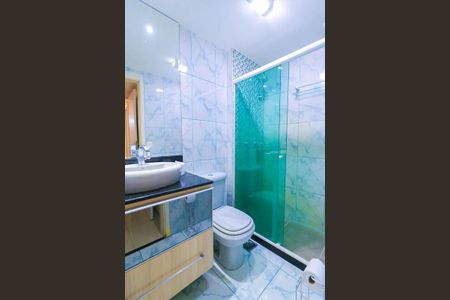 Apartamento para alugar com 65m², 2 quartos e 1 vaga Apartamento para alugar com 65m², 2 quartos e 1 vagaBanheiro da Suíte