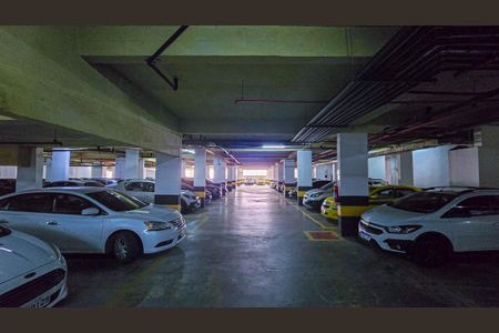 Apartamento para alugar com 65m², 2 quartos e 1 vaga Apartamento para alugar com 65m², 2 quartos e 1 vagaGaragem