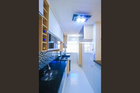 Apartamento para alugar com 65m², 2 quartos e 1 vaga Apartamento para alugar com 65m², 2 quartos e 1 vagaCozinha