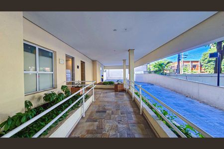 Apartamento para alugar com 65m², 2 quartos e 1 vaga Apartamento para alugar com 65m², 2 quartos e 1 vagaHall de entrada