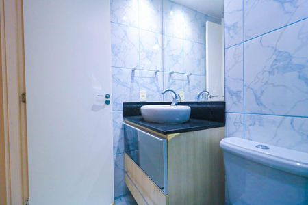 Apartamento para alugar com 65m², 2 quartos e 1 vaga Apartamento para alugar com 65m², 2 quartos e 1 vagaBanheiro da Suíte